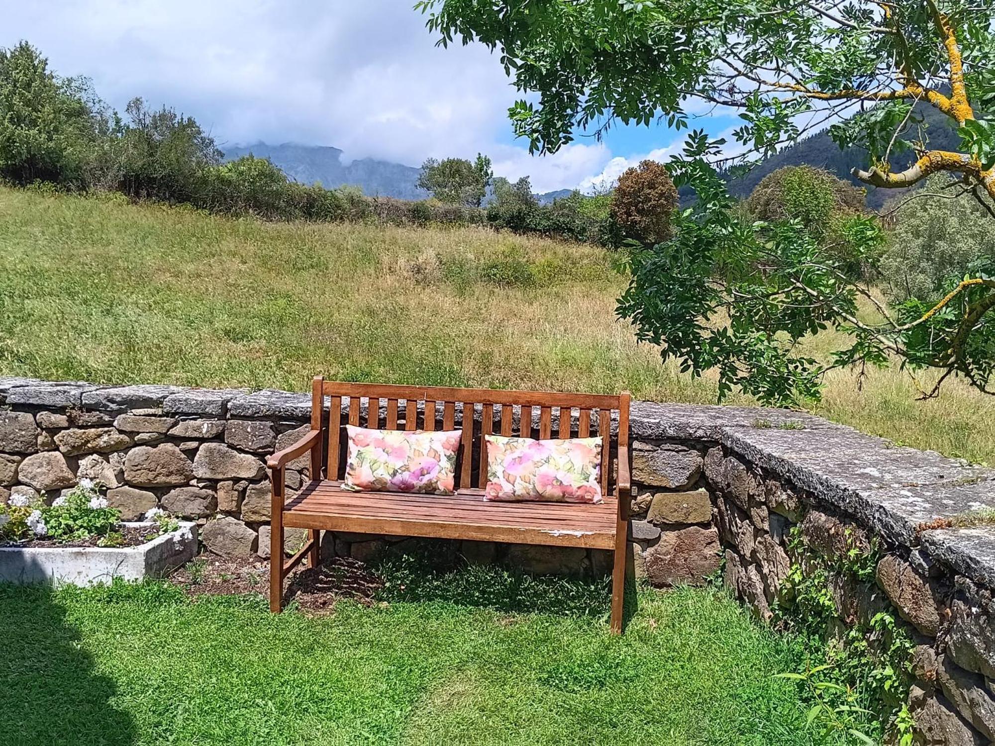 Apartamentos Calm & Nature - Adults Only Cabezon de Liebana ภายนอก รูปภาพ